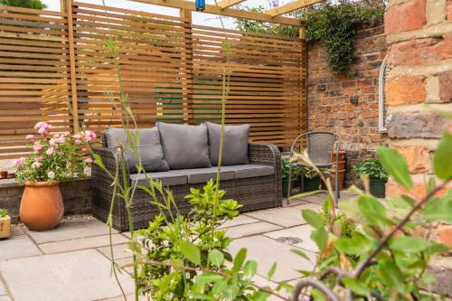 MonkBridge House photo 48