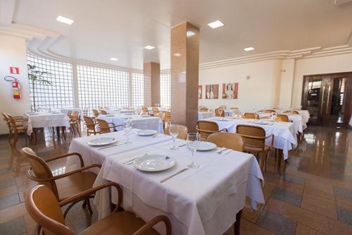 Εστιατόριο ή άλλο μέρος για φαγητό στο HOTEL OSCAR GOLD