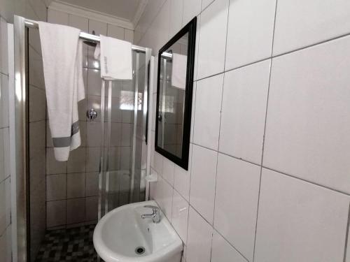 Gallery image of The bridge Guest House in Newcastle