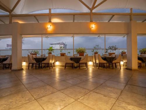 Un restaurante o sitio para comer en V Star
