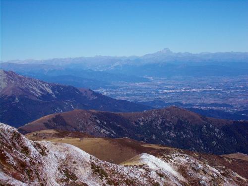 a view from the top of a mountain at GRAZIOSO BILOCALE CENTRO paese in Frabosa Soprana