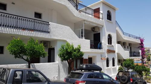 Gallery image of Aria's House Studios & Apartments in Neos Marmaras