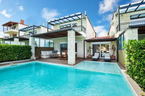 Sunny Villas Exclusive – Photos 2