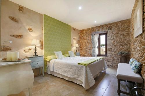 a bedroom with a bed in a room at Casa Rural Teberite in Tuineje