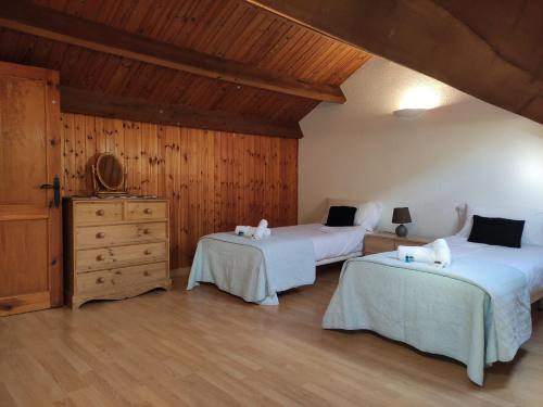 Katil atau katil-katil dalam bilik di SUITEDREAMS - Camp de Baix