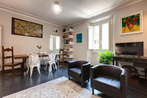 Sophia Apartment by Mamo Florence