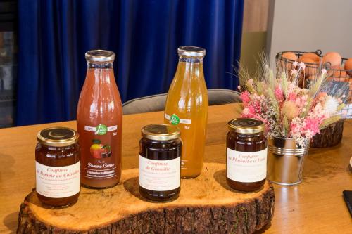 Novotel Orléans Chemins De Sologne Demeures De Campagneで提供されているドリンク