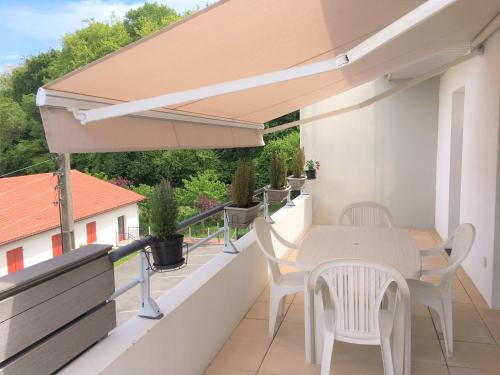 Adartza - Bien moderne avec grand balcon et parking