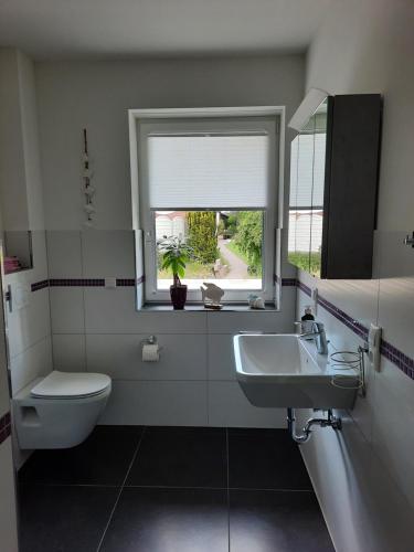 Un baño de Ferienwohnung "Zum Haidmann"