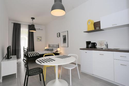 Guesthouse Villa Maggie by Adex travel