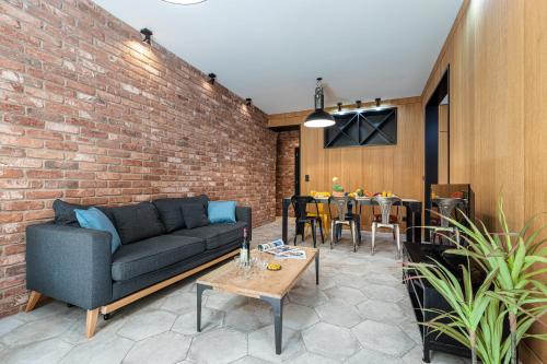 FEEL HOME - BUNICO