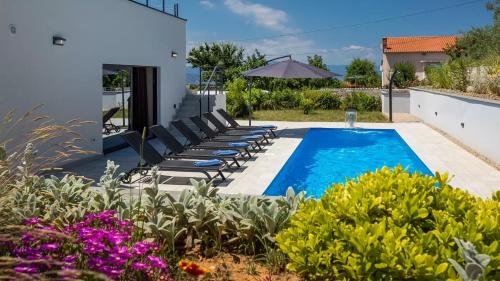 Luxury Villa Subventus – Photos 4