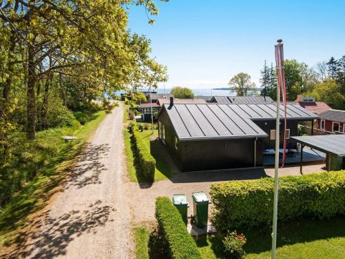 Gallery image of 8 person holiday home in Juelsminde in Sønderby