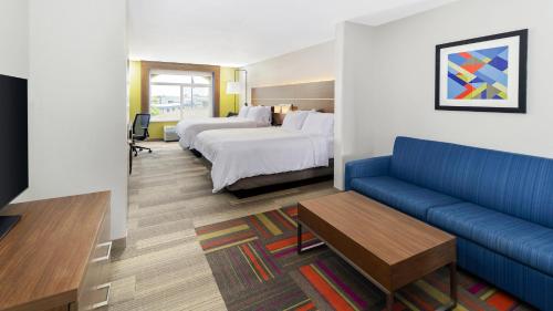 Imagen de la galería de Holiday Inn Express & Suites Dinuba West, an IHG Hotel, en Dinuba