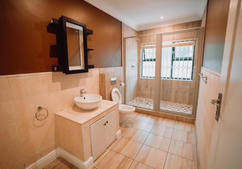 Koupelna v ubytování Rondebosch Luxury Living