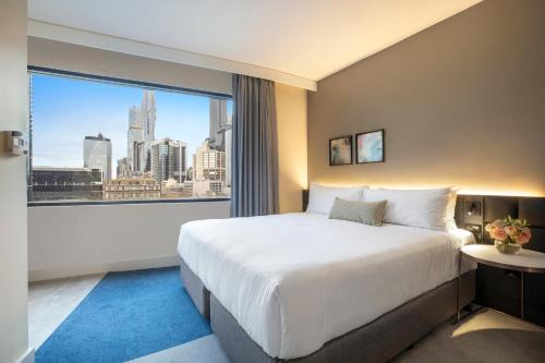 Crowne Plaza Melbourne, an IHG Hotel Image