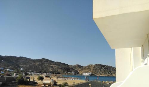 Gallery image of Nissos Ios in Mylopotas