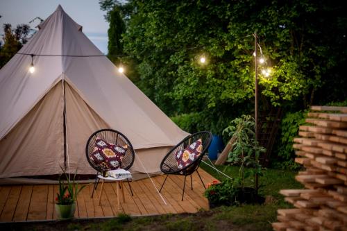 Zdjęcie z galerii obiektu Pokoje u Basi Glamping Mikołajki w mieście Mikołajki