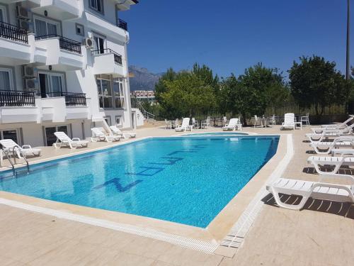 Bazén v ubytování Elijah Hotel nebo v jeho okolí