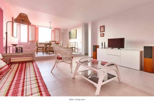 Precioso apartamento en la Muralla Roja - 0221
