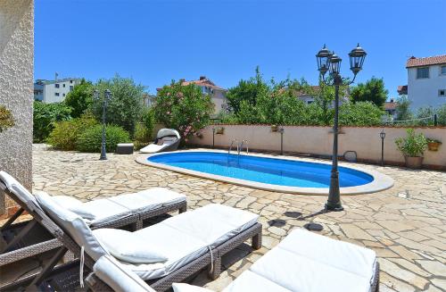 House Vesna 2101