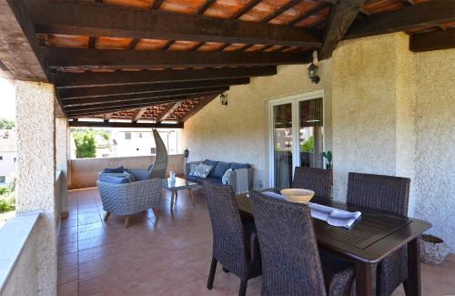 House Vesna 2101