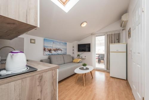 Ilia sea view apartment