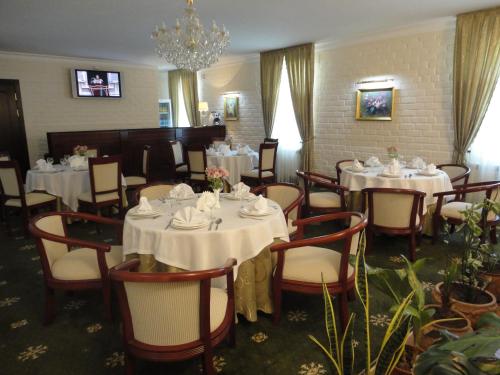 Restoranas ar kita vieta pavalgyti apgyvendinimo įstaigoje Arien Plaza hotel