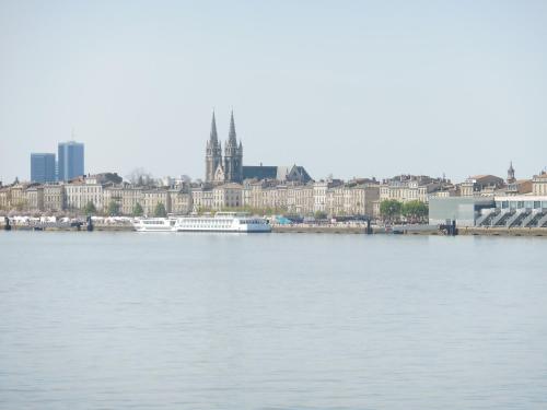 Beautiful Old property in Bordeaux Center