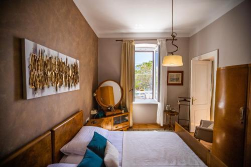 Zadar Center Beach Apartment - DIRECTLY ON THE SEA