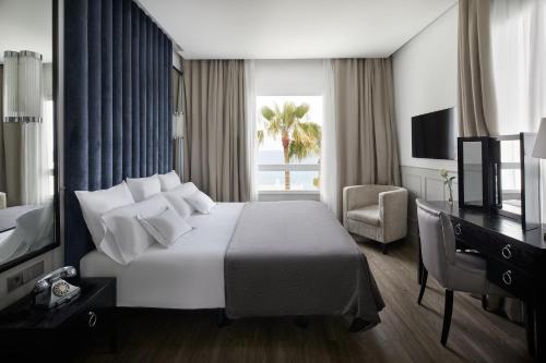 Posteľ alebo postele v izbe v ubytovaní Hotel MiM Ibiza & Spa - Adults Only