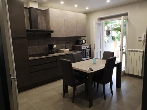 Gallery image of Othalan Aparments in Castellabate