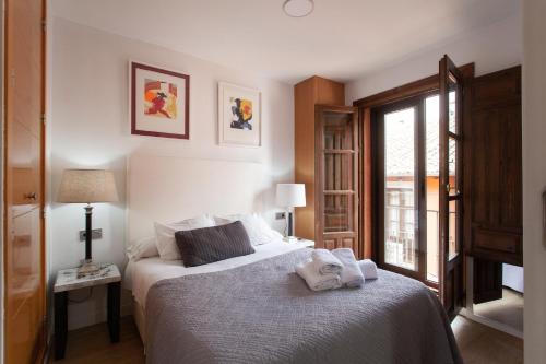 tuGuest Elvira 21