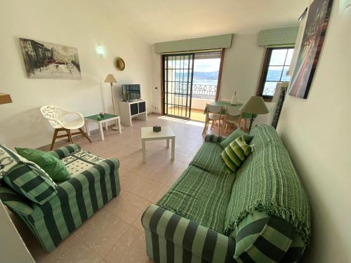 Gallery image of Apartamentos Raxo Playa in Raxó