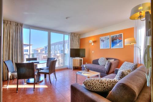 Appartement Port d'Antibes - terrasse - piscine - parking