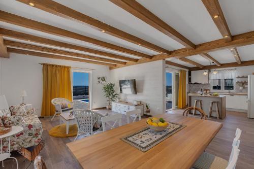 Η κουζίνα ή μικρή κουζίνα στο NEW! Milan's House with pool, Mediterranean