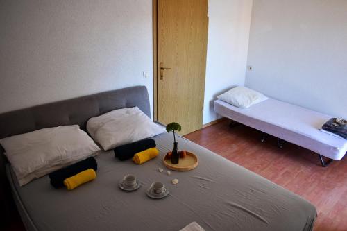 Apartment Vujica, Okrug Gornji