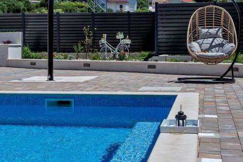 Πισίνα στο ή κοντά στο NEW! Milan's House with pool, Mediterranean