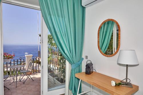 Gallery image of Malafemmena Guest House in Capri