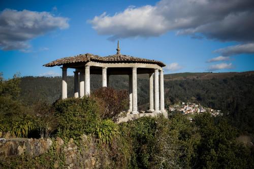 a gazebo on top of a hill at Casa 4P - House4People - Alojamento Local in Penacova