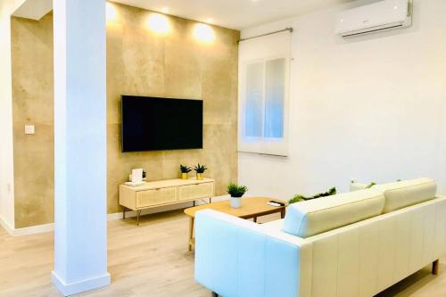 Andalucía I & balcony by ELE Apartments