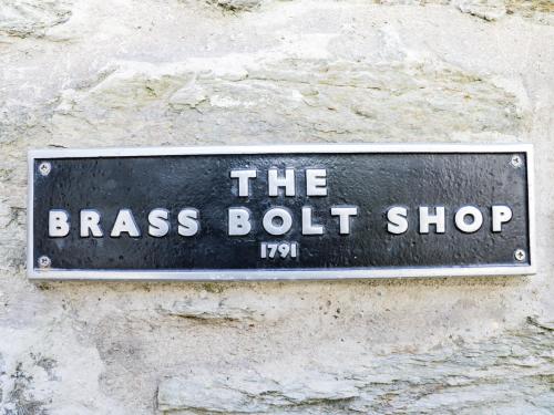 Gallery image of 1 The Brass Bolt Shop in Perranwell