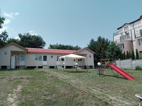 Bygningen som pensionatet ligger i