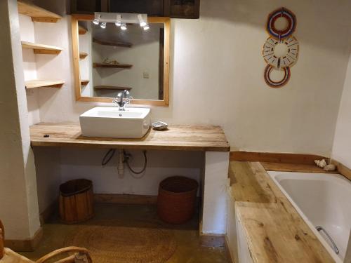 Ảnh trong thư viện ảnh của Hillside Retreat – Africa Amini Life ở Usa River