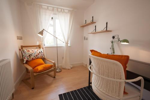 Tooting Rooms & Studio by DC London Rooms