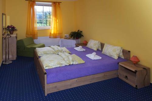 Cama o camas de una habitación en Hostinec U Zlaté lípy