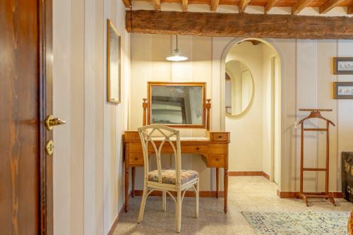 Φωτογραφία από το άλμπουμ του Borgo Studiati Residenza d'Epoca σε Pugnano