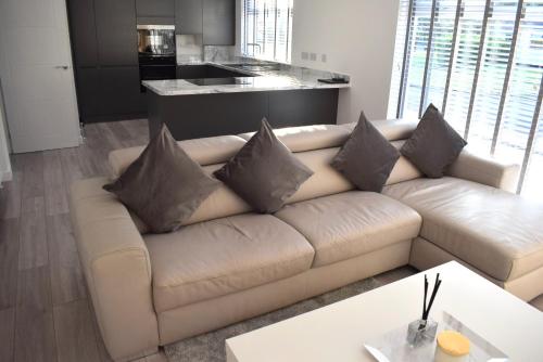 Stewart Apartment – Photos 2