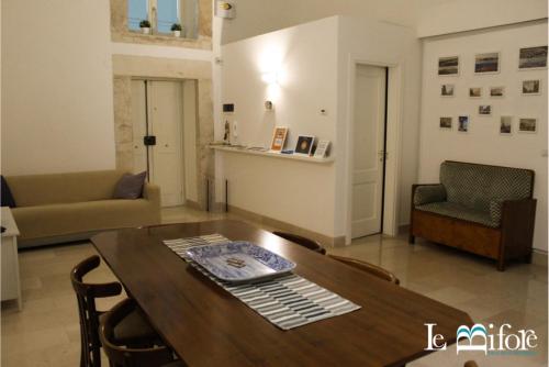 Un lugar para sentarse en Le Bifore B&B