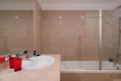 RESIDENCE GOLF CLUB by Intiholidays